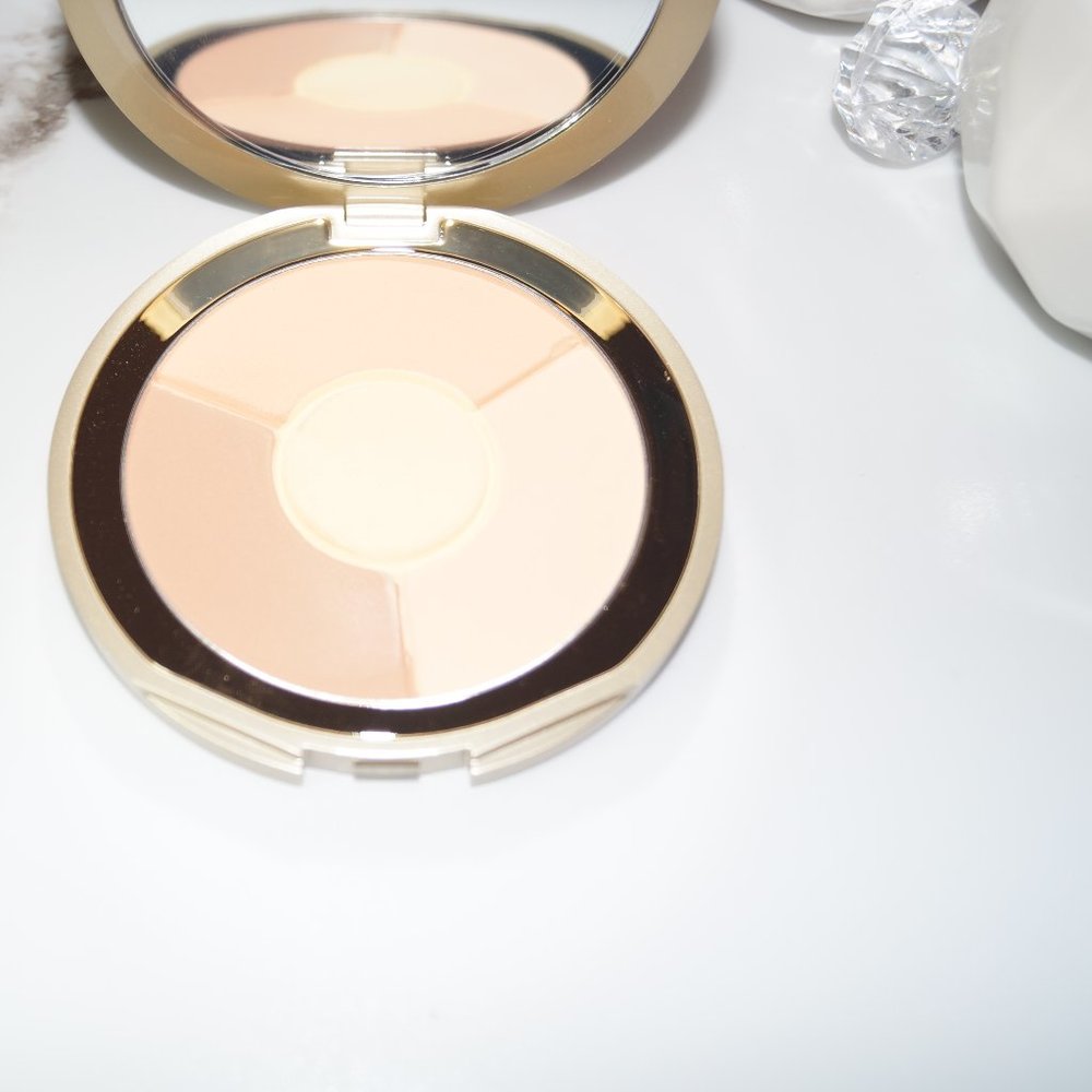 Stila One Step Correct Brightening Finish Powder Medium